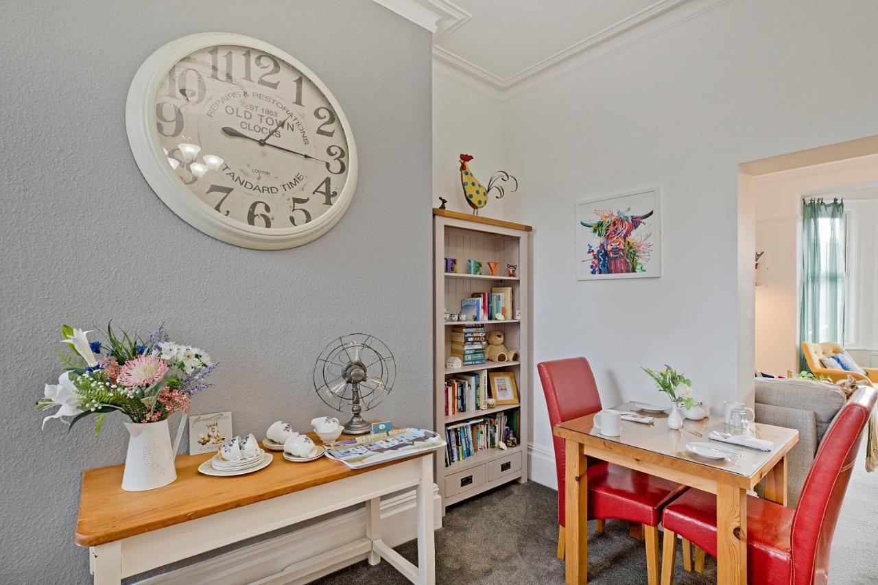 White Rose Guest House Mijas Costa Ngoại thất bức ảnh